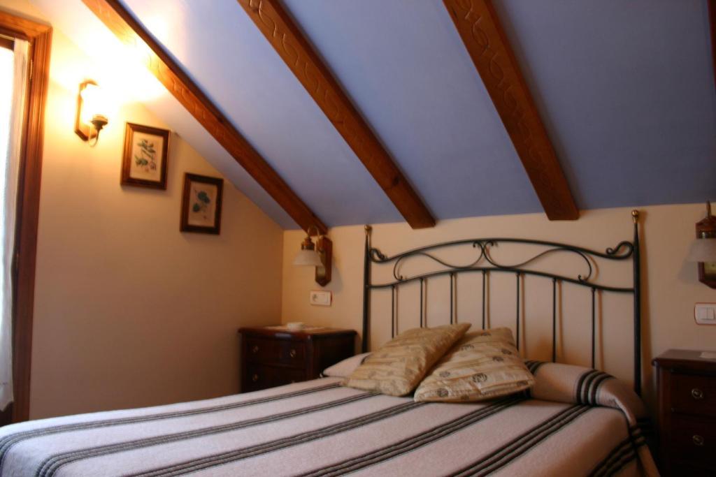 Casa Gallan Sarvisé Kamer foto